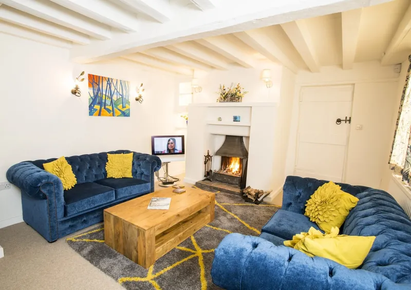 The snug and open fire